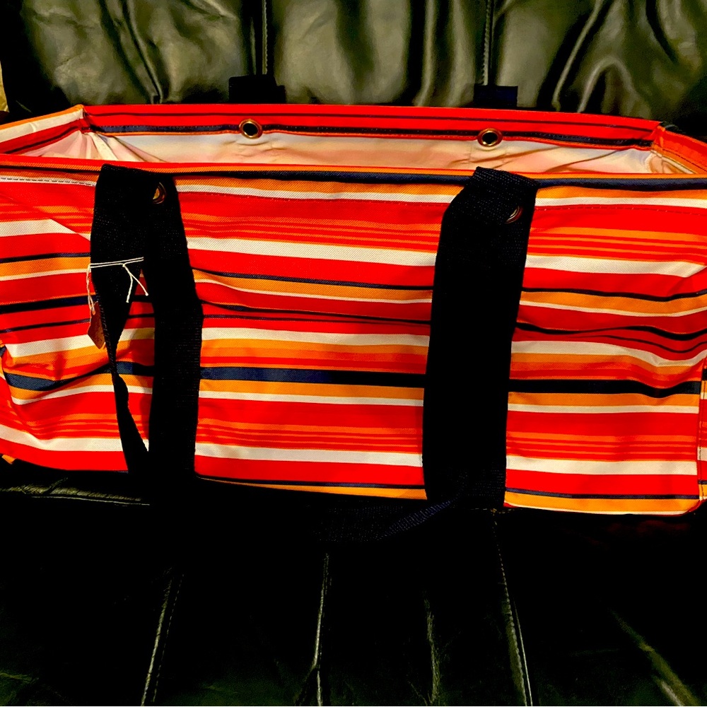 Brand New never used ThirtyOne Large size UtilityTote Bag!
